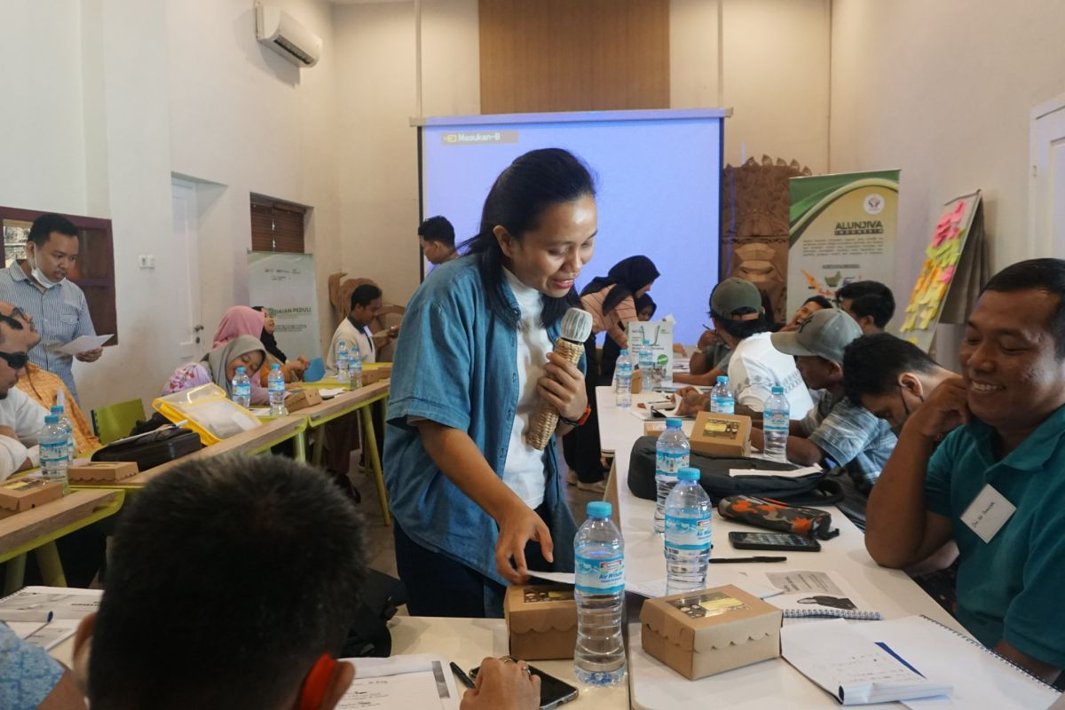 Partisipasi masyarakat dalam pemberdayaan UMKM