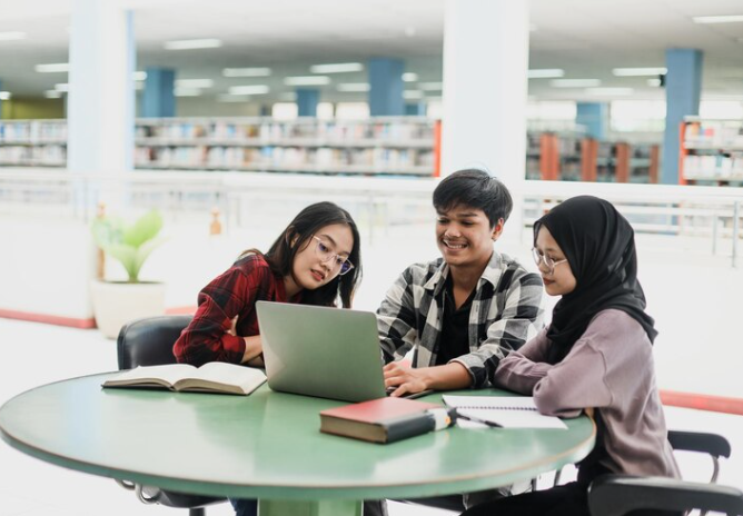 Budaya Kritis Kampus