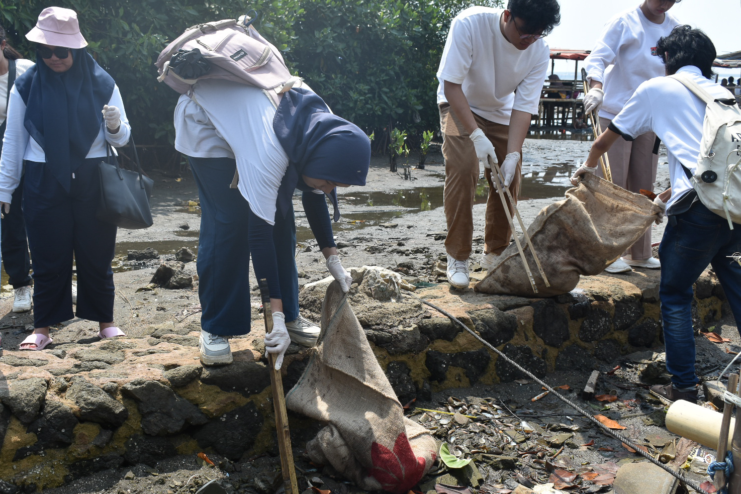 pahlawan era demokrasi