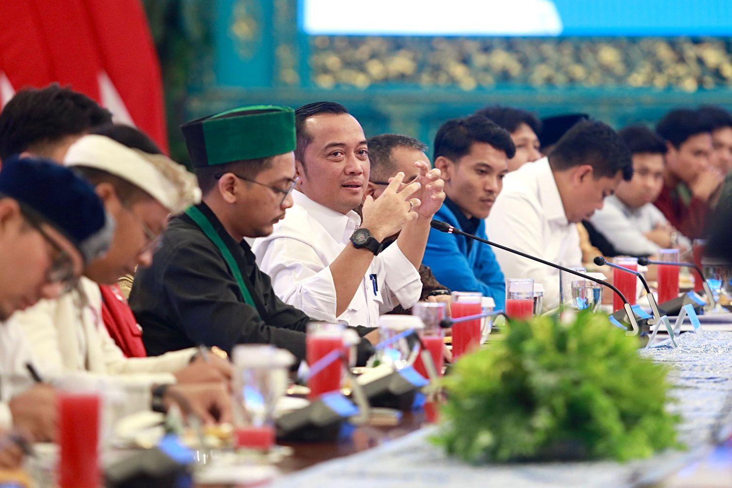 pahlawan era demokrasi